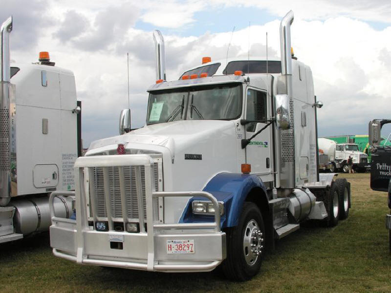 Blue on white Kenworth highway unit at Fergus Truck Show