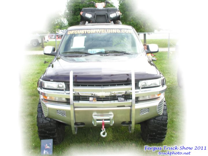 Chevy pick up truck at Fergus Truck Show