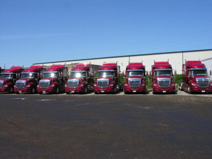 International Prostar Tractor Trailer Transport Trucks for over the road fleet services