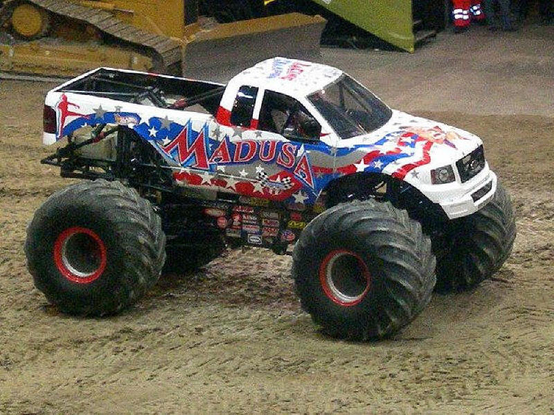 MADUSA Monster Truck getting ready to rock the show