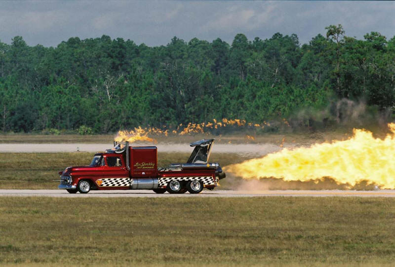 Les Shockley's Super Shockwave showing some major speed and acceleration down the airport runway